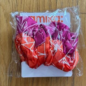 Amika Satin Scrunchies